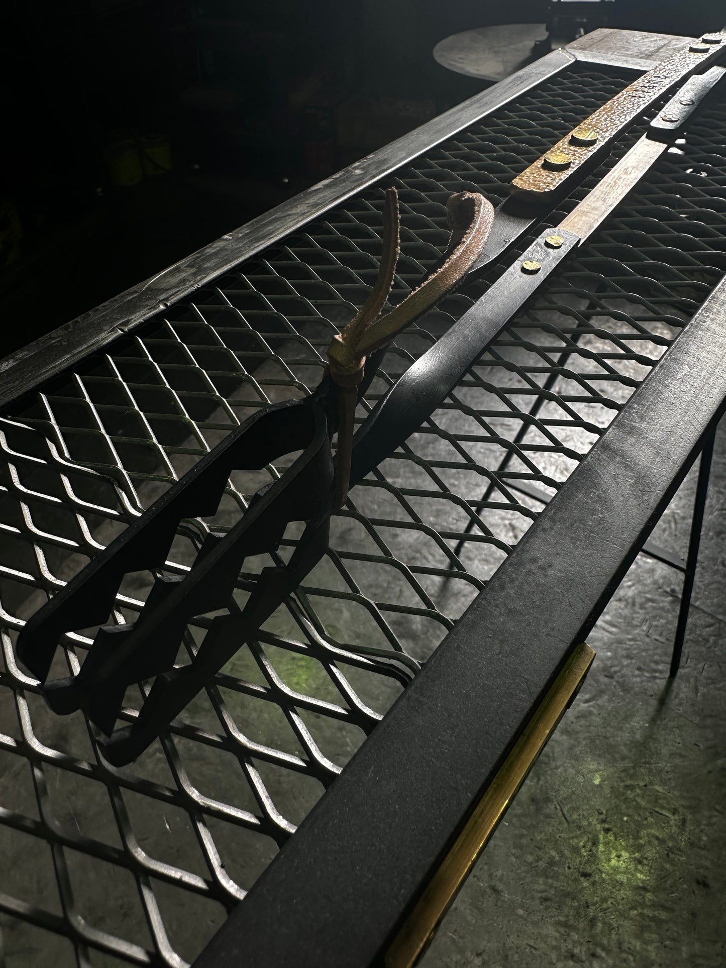 TAKIBI TONGS BRASS
