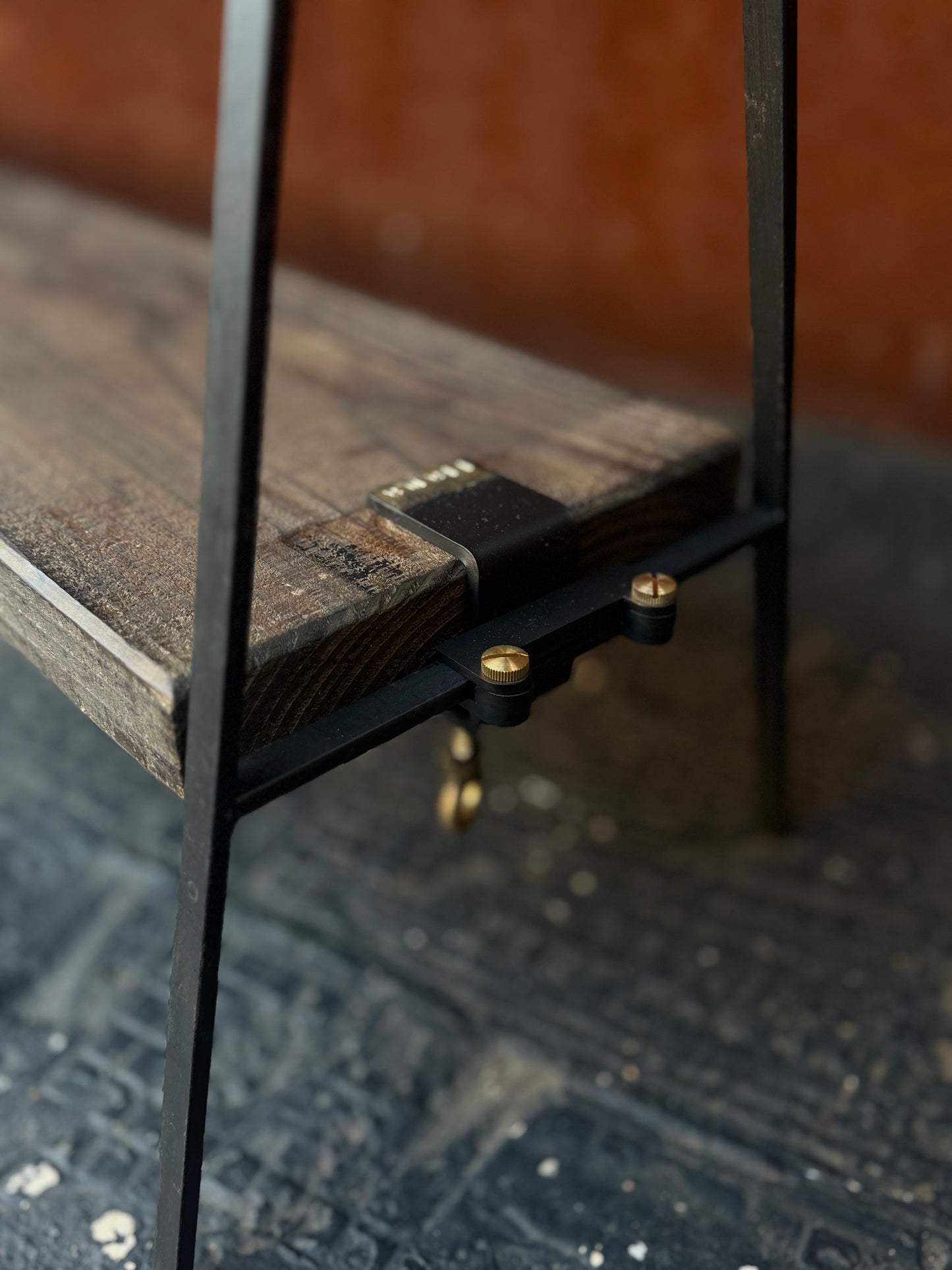 TABLE CLAMP LEG SHELF CLAMP