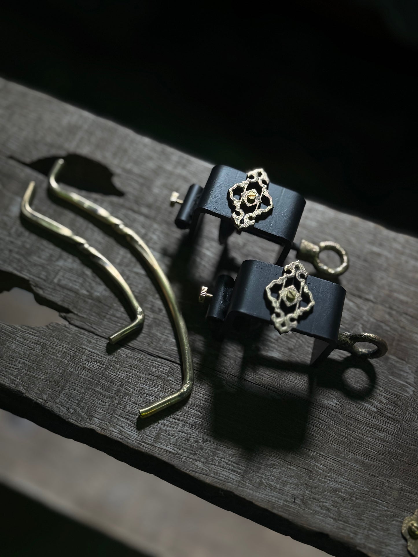 Baroque Pole Clamp Hook