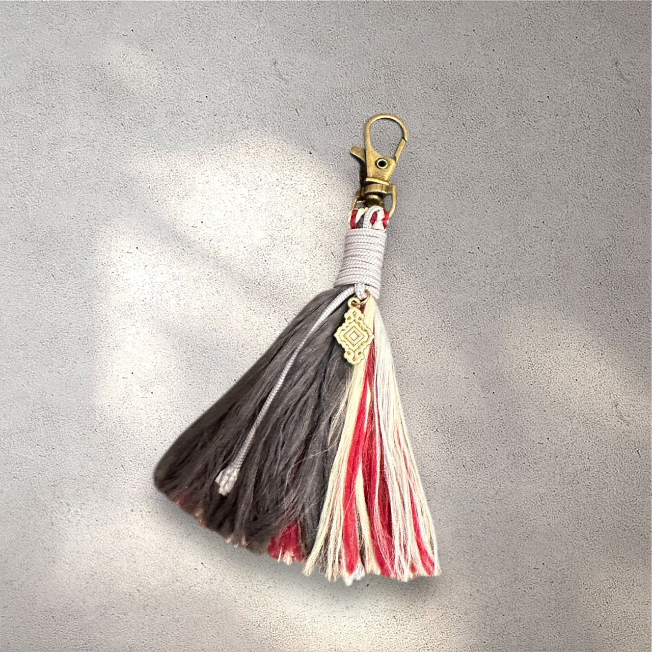 ジプシータッセルチャーム