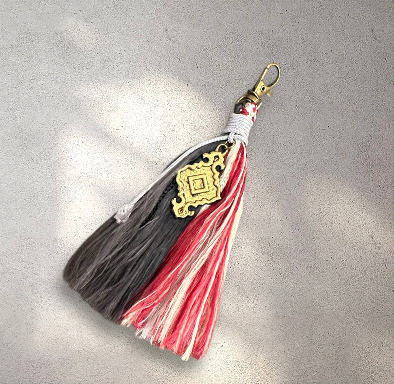 ジプシータッセルチャーム