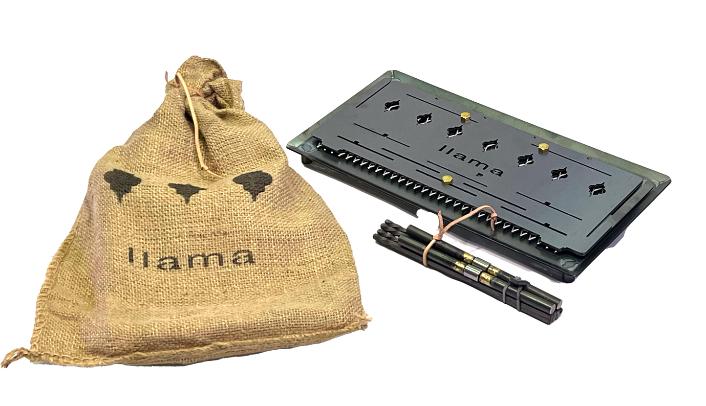 09. 焚き火台 Type-4 -M andRoma – llama and Roma